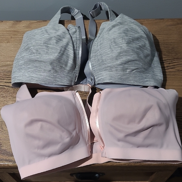 Victoria's Secret Gray and Pink Bra Set - Picture 1 of 6